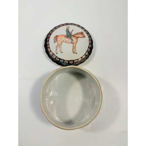 Equestrian Trinket Box Hand Painted Porcelain Jewelry Stash box Horse themed - Picture 12 of 13